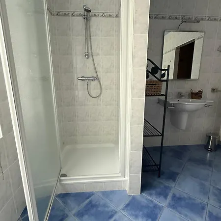 Arduinna's Nest Отель типа 