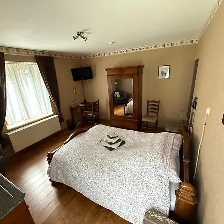 Arduinna's Nest Bed & Breakfast Neufchâteau